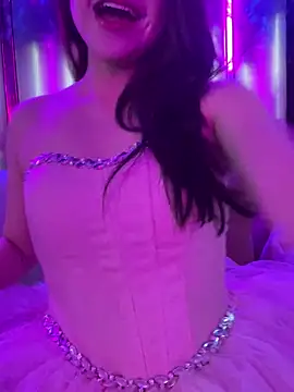 Snapshot of Queen-of-Love chatting on February 10, 3:05 pm Queen-of-Love online show from February 10, 3:05 pm