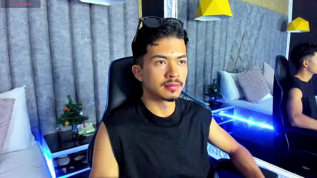 NicolaiKarav online show from December 22, 12:02 pm