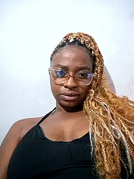 Snapshot of SexypuppyX chatting on November 25, 7:03 pm SexypuppyX online show from November 25, 7:03 pm