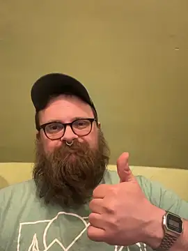 Snapshot of cubflower chatting on April 7, 3:29 am cubflower online show from April 7, 3:29 am