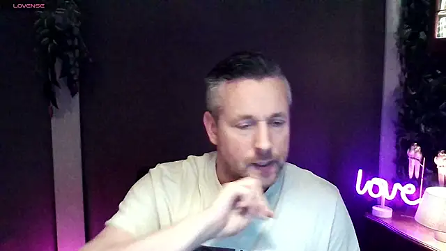 Snapshot of Hunter_Fl chatting on November 26, 4:41 pm Hunter Fl online show from November 26, 4:41 pm