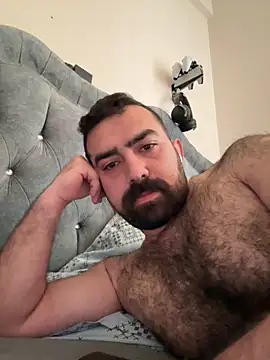 Snapshot of Ali2413 chatting on March 25, 12:22 pm Ali2413 online show from March 25, 12:22 pm