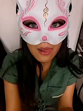 Mitsuarii online show from December 19, 9:55 pm