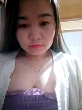 One-two22 online show from November 30, 9:30 pm