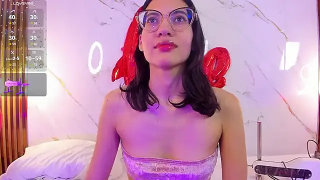 Snapshot of VanessaBoch chatting on February 9, 7:29 pm VanessaBoch online show from February 9, 7:29 pm