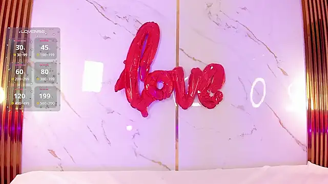 Snapshot of VanessaBoch chatting on February 18, 7:21 pm VanessaBoch online show from February 18, 7:21 pm