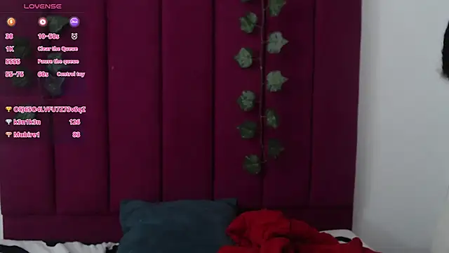 Tinyy Star online show from December 3, 5:04 am