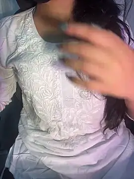 Snapshot of miss-Riya-00100 chatting on February 20, 6:30 pm miss-Riya-00100 online show from February 20, 6:30 pm