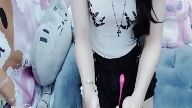 Snapshot of Alice-Hot88 chatting on January 12, 6:57 pm Alice-Hot88 online show from January 12, 6:57 pm