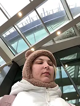 Snapshot of KateBurlesk chatting on January 8, 9:11 am KateBurlesk online show from January 8, 9:11 am