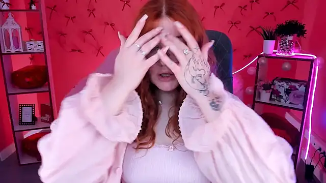 StaceyJensen online show from February 24, 1:20 pm