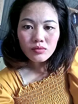 lynae-0 online show from November 24, 6:46 am