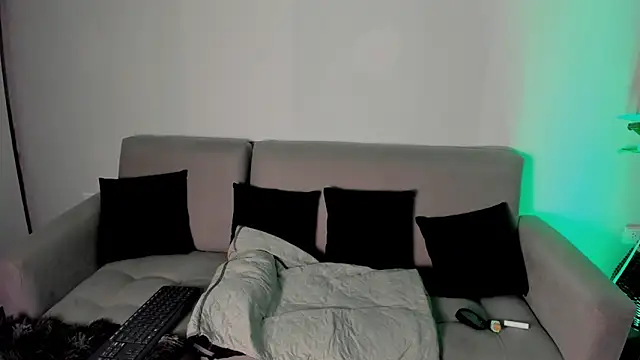 DAKOTA SAKURA online show from January 8, 12:07 pm