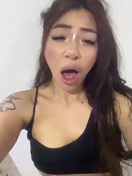 DAKOTA SAKURA online show from May 28, 12:52 am