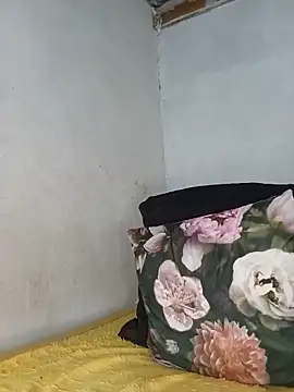 BlackPearlxxo online show from June 4, 7:53 pm