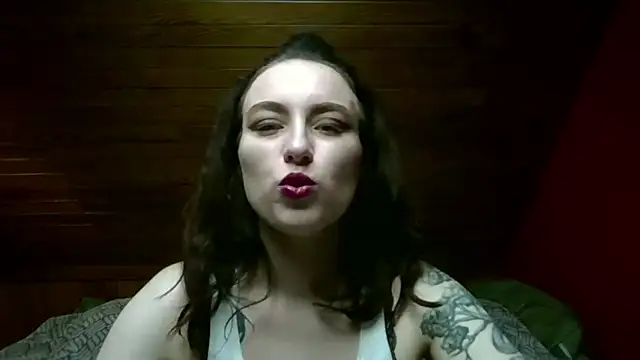 RubyBigBoobs online show from April 14, 1:39 pm
