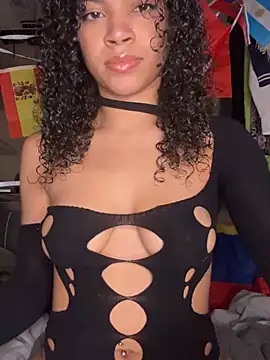Kiki hammyy online show from June 21, 8:11 pm