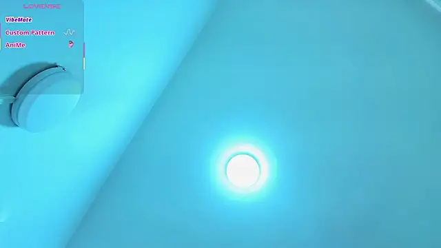 MIKU TAY1 online show from February 6, 7:06 pm