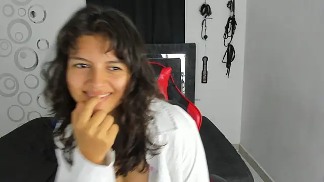 Mia and Kenai online show from November 25, 12:27 pm