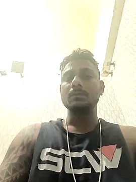 Snapshot of aryaaap chatting on January 6, 5:11 am aryaaap online show from January 6, 5:11 am