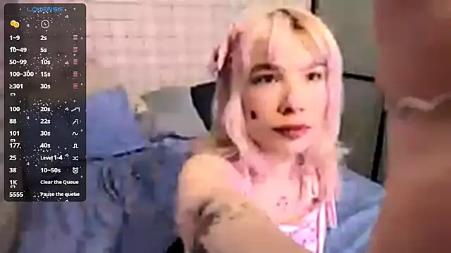 LolaDollyMur online show from January 13, 7:08 pm