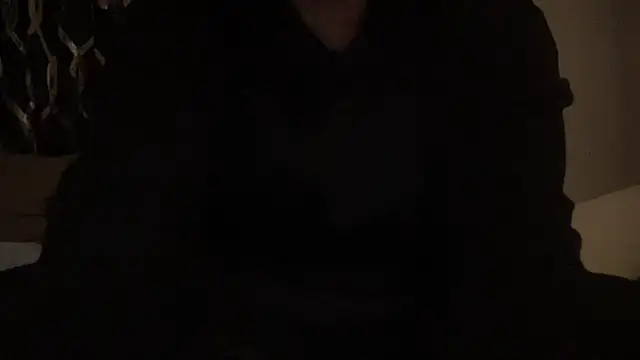 Snapshot of ELpatronn94 chatting on December 4, 9:45 pm ELpatronn94 online show from December 4, 9:45 pm