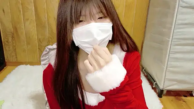  NATSUMI online show from December 5, 1:09 pm