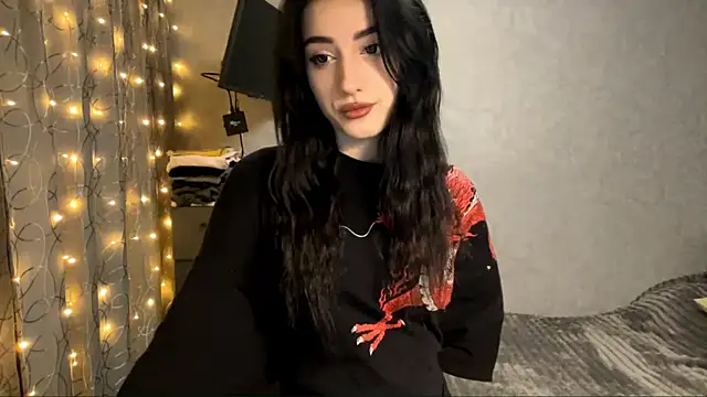 Meowluly online show from December 14, 9:08 pm