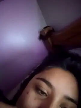 Bizcochitoc4 online show from January 11, 1:27 pm