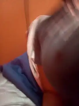 Snapshot of Bizcochitoc4 chatting on March 24, 2:44 pm Bizcochitoc4 online show from March 24, 2:44 pm