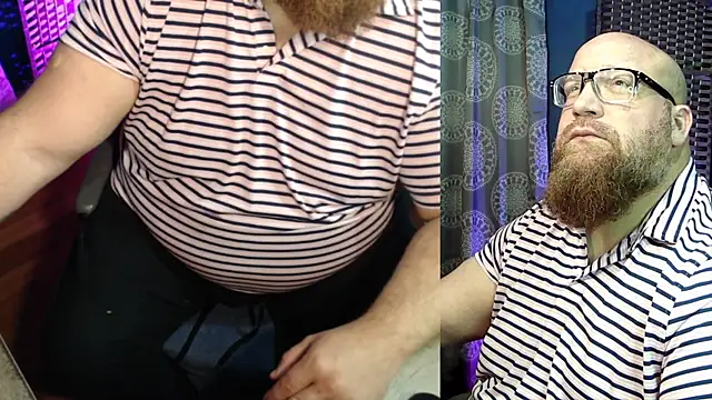 Snapshot of BigBearforCuddles chatting on January 12, 11:10 pm BigBearforCuddles online show from January 12, 11:10 pm