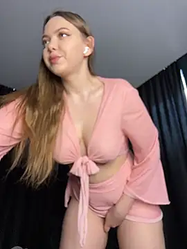 SinCityDoll online show from July 5, 5:14 am