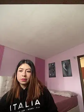 MaddieHunter online show from January 12, 12:54 pm