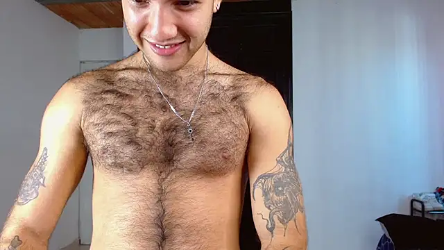 Snapshot of oceanboy_vibe chatting on February 20, 7:58 pm oceanboy vibe online show from February 20, 7:58 pm