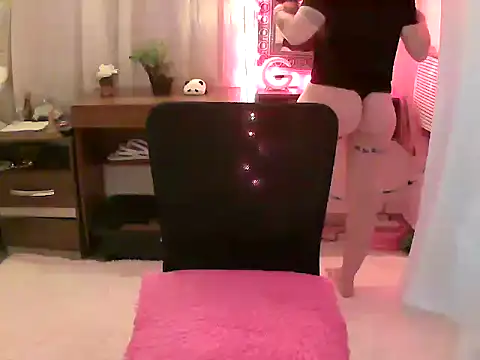 MissDominicc online show from January 12, 3:01 am