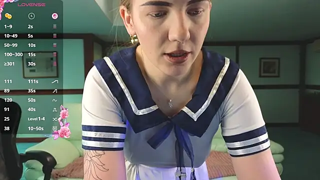 Snapshot of KiraRustle chatting on February 23, 2:53 am KiraRustle online show from February 23, 2:53 am