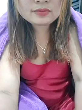 Snapshot of mai-mai-97 chatting on March 2, 2:57 pm mai-mai-97 online show from March 2, 2:57 pm