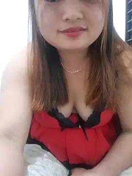 Snapshot of mai-mai-97 chatting on April 2, 2:47 pm mai-mai-97 online show from April 2, 2:47 pm