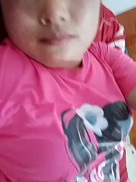 Snapshot of mai-mai-97 chatting on April 16, 12:28 pm mai-mai-97 online show from April 16, 12:28 pm