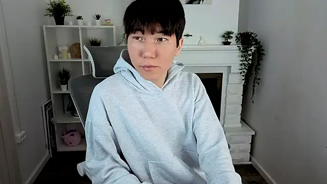 YugoAsian online show from January 18, 12:31 pm