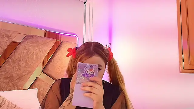 emma cook  online show from November 27, 8:44 pm