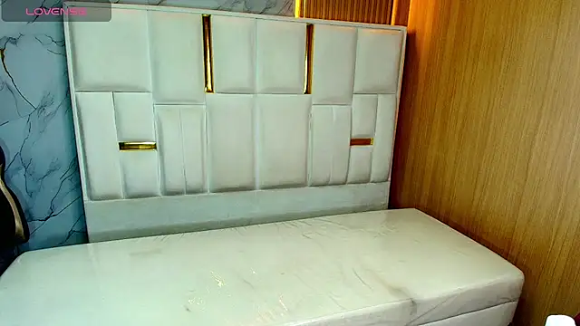 Snapshot of tatiscelis_tf chatting on June 20, 1:03 pm tatiscelis tf online show from June 20, 1:03 pm