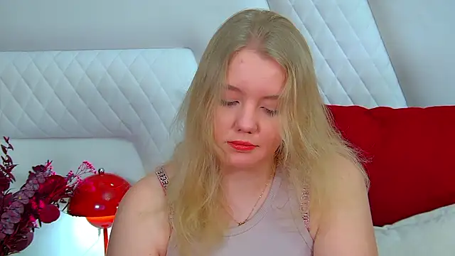 EmilyEvanse online show from February 6, 6:29 am