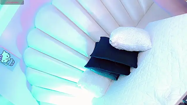 Snapshot of Sammy_Rouss_ chatting on February 7, 4:05 am Sammy Rouss online show from February 7, 4:05 am