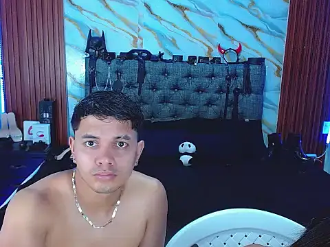 Meryandcris online show from November 25, 4:01 am