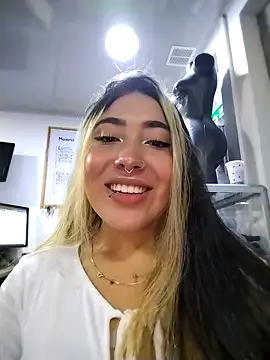 Manuela Velvet online show from November 27, 2:24 am