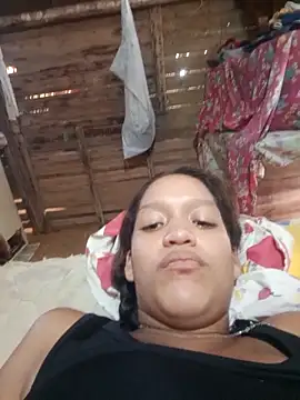 Snapshot of rachelbunny_and_kevin chatting on December 3, 5:11 pm rachelbunny and kevin online show from December 3, 5:11 pm