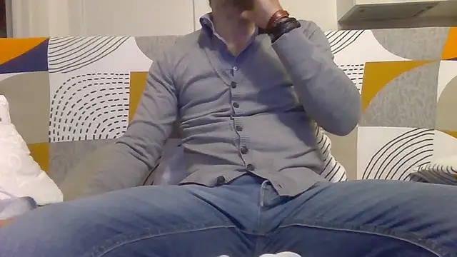 Eroshotlicker online show from December 15, 9:30 pm