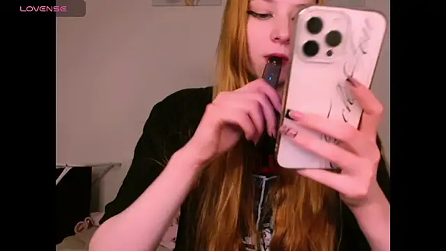  Milana Sparkl75  online show from March 25, 10:49 pm