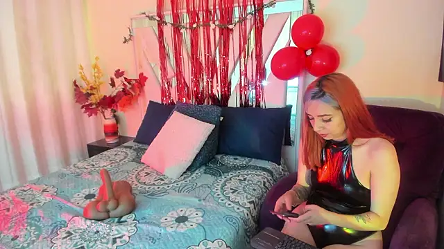 samantha dimou online show from February 14, 8:38 pm